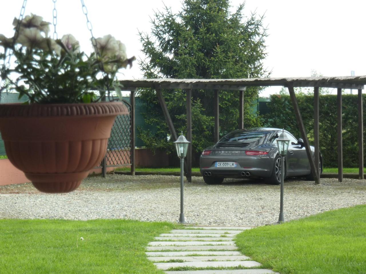 Maison d'hôtes Maison La Taupiniére à Pinerol Extérieur photo